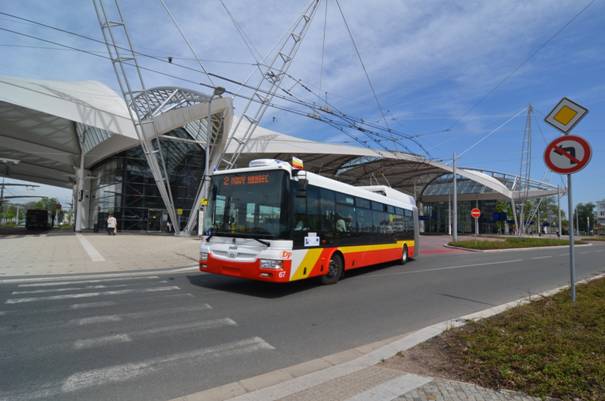 Articulated trolleybus departing from the Public Transport Terminal