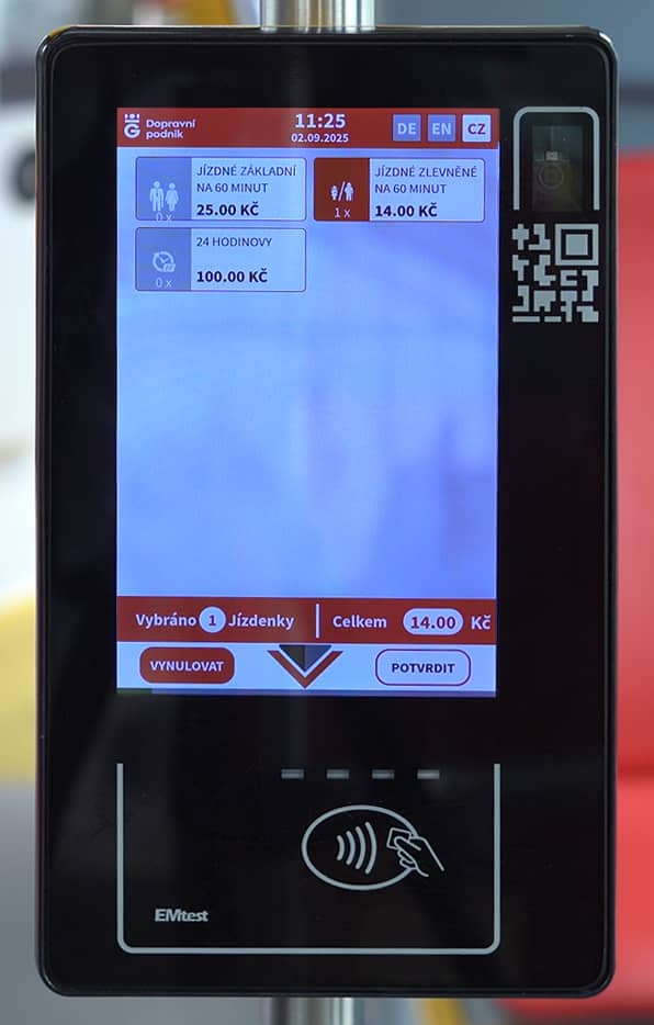 Displaying options when selecting a different ticket on the check-in system on a HK public transport bus.