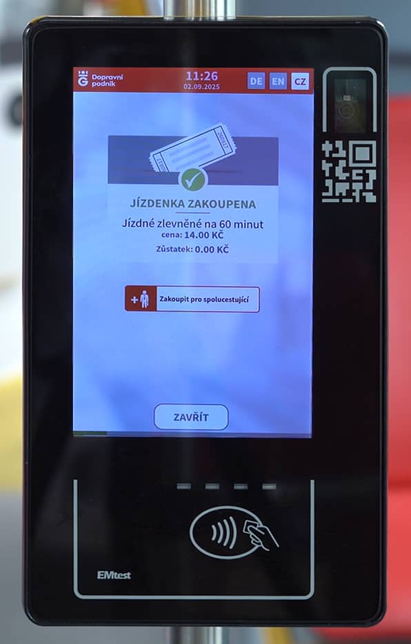 Confirmation of purchase of discounted fares for CZK 14 at the check-in system on HK public transport buses.