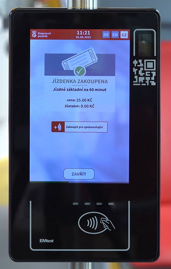Confirmation of ticket purchase for CZK 25 at the check-in system on HK public transport buses.